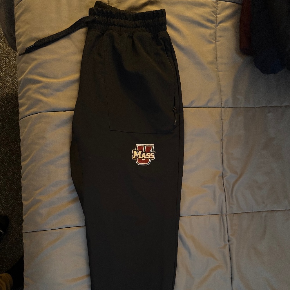 UMass Minutemen Joggers TEAM ISSUE